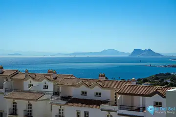 4 bedroom House for Sale in Manilva
