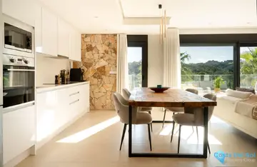 3 bedroom Apartment for Sale in Selwo-88670