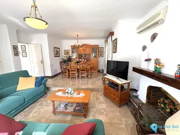 4 bedroom House for Sale in Alhaurín de la Torre-103983