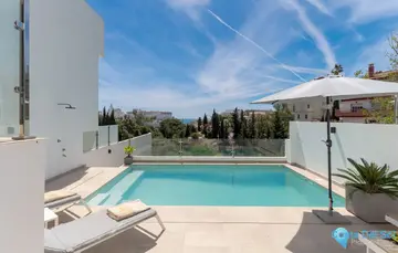 4 bedroom House for Sale in Torreblanca
