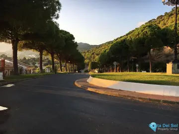 1276m2 Plot for Sale in Mijas Costa-104052