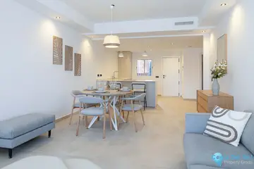 2 bedroom Apartment for Sale in Nueva Andalucía-82177
