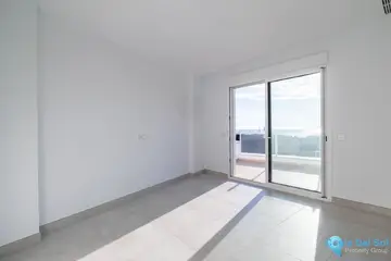 4 bedroom Apartment for Sale in Altos de los Monteros-104068