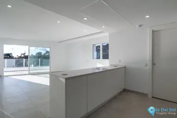 4 bedroom Apartment for Sale in Altos de los Monteros-104064