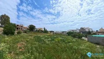 945m2 Plot for Sale in Vélez-Málaga-104095