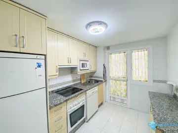 2 bedroom Apartment for Sale in The Golden Mile-104118