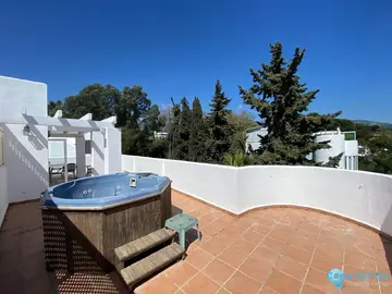 2 bedroom Apartment for Sale in The Golden Mile-104111