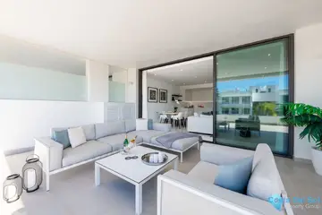 2 bedroom Apartment for Sale in Estepona-104151