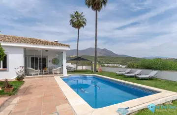 3 bedroom House for Sale in Estepona-88961