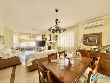 4 bedroom House for Sale in Torremolinos-89010