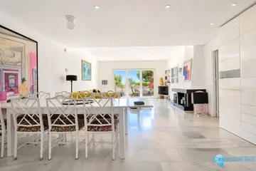 3 bedroom Apartment for Sale in Puerto de Cabopino-104211