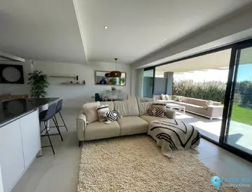 3 bedroom Apartment for Sale in Selwo-86792
