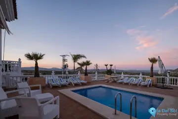 5 bedroom House for Sale in Alhaurín el Grande-89093