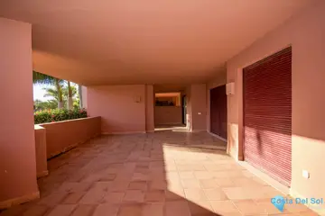 4 bedroom Apartment for Sale in Estepona-89123