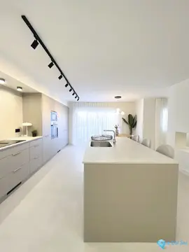 3 bedroom Apartment for Sale in Nueva Andalucía-104315