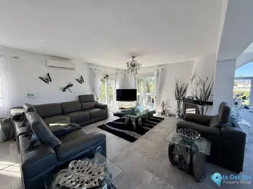 4 bedroom House for Sale in Cerros del Aguila-104335