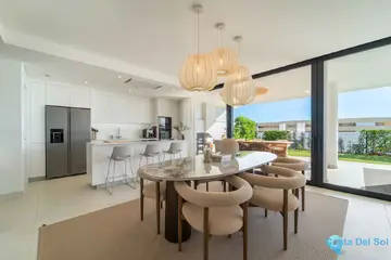 3 bedroom Apartment for Sale in Fuengirola-104353