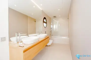 2 bedroom Apartment for Sale in Fuengirola-82223