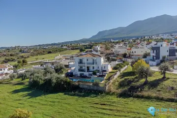 4 bedroom House for Sale in Alhaurín el Grande-89228