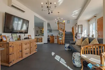 4 bedroom House for Sale in Alhaurín el Grande-89232