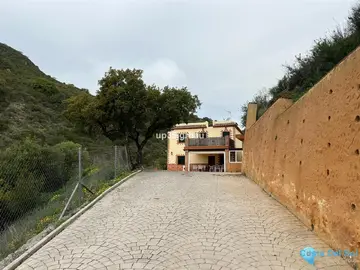 6 bedroom House for Sale in Estepona-87012