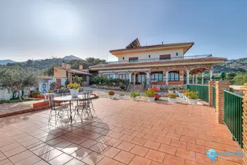 6 bedroom House for Sale in Churriana-87042