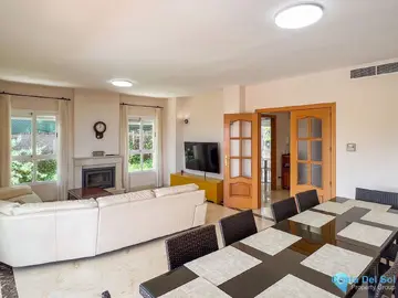 4 bedroom House for Sale in Cerros del Aguila-87059