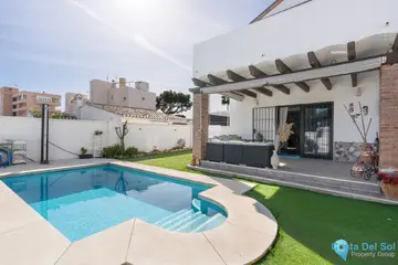 4 bedroom House for Sale in Calahonda