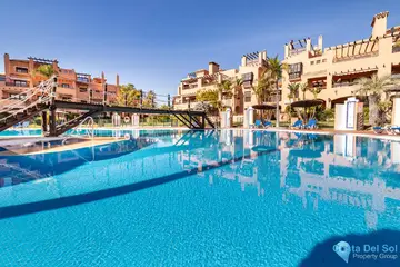 4 bedroom Apartment for Sale in Hacienda del Sol