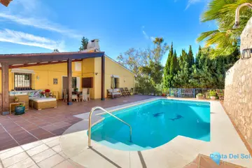 3 bedroom House for Sale in Campo Mijas