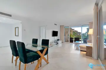 3 bedroom Apartment for Sale in Sierra Blanca-104477