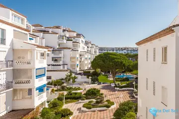 2 bedroom Apartment for Sale in Puerto Banús-89426
