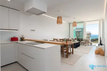 2 bedroom Apartment for Sale in Fuengirola-104533