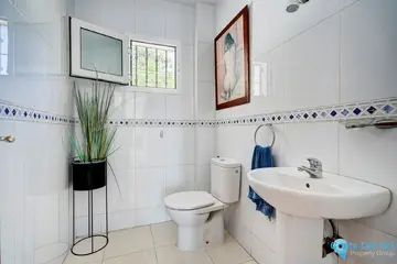 4 bedroom House for Sale in Torreblanca-104549