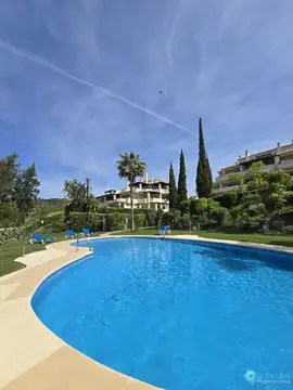 2 bedroom Apartment for Sale in Benahavís-104560