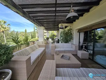 2 bedroom Apartment for Sale in Benahavís-104562
