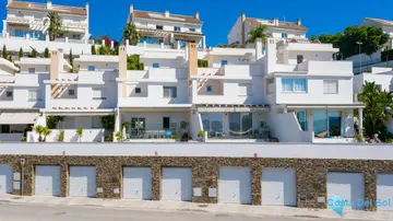 3 bedroom House for Sale in Málaga