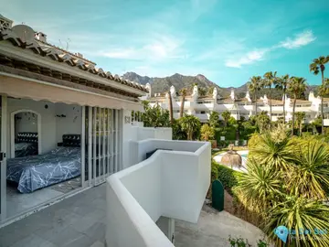 3 bedroom House for Sale in Sierra Blanca-104637
