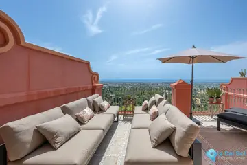 4 bedroom Apartment for Sale in Monte Halcones-104673