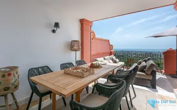4 bedroom Apartment for Sale in Monte Halcones-104681