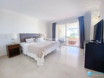 2 bedroom Apartment for Sale in Nueva Andalucía-104691