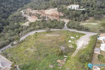 1593m2 Plot for Sale in Benahavís-104692