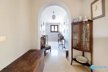 4 bedroom House for Sale in San Enrique-104717