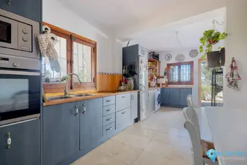 4 bedroom House for Sale in San Enrique-104718