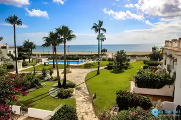 4 bedroom House for Sale in Casares Playa