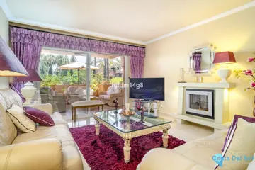 2 bedroom Apartment for Sale in Puerto Banús-104741
