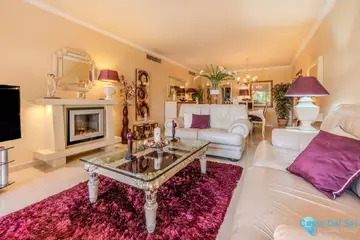 2 bedroom Apartment for Sale in Puerto Banús-104754