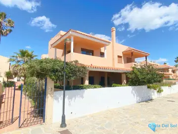 4 bedroom House for Sale in Casares Playa-89834