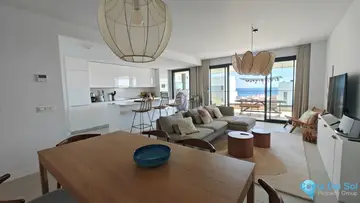 4 bedroom Apartment for Sale in Estepona-104814