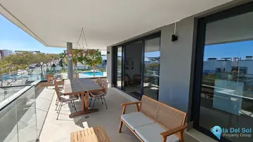 4 bedroom Apartment for Sale in Estepona-104808